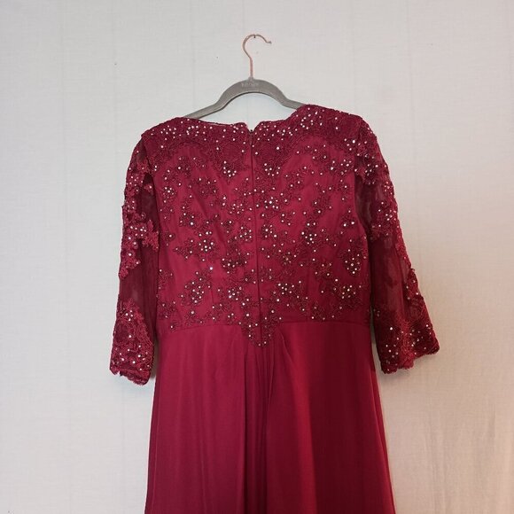 A-line V-Neck Floor-Length Lace Chiffon Mother of the Bride Dress With Sequins - Picture 4 of 11